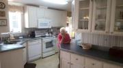 Смешни снимки на баба за недвижими имоти