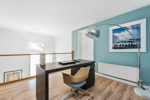 Старо кралско свободно място - Islington - бюро - Savills