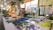 Tillett Textiles ни даде обиколка на своето Silkscreening студио