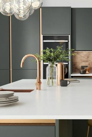 модерен кухненски дизайн с метални акценти къща красива кухня islington alpine homebase