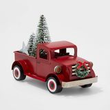 Малко камионче с коледно дърво декоративна фигура червено