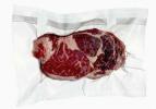 НИКОГА не трябва да размразявате месо в микровълновата, казва експертът