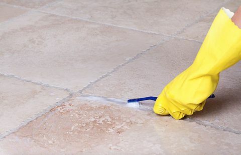 Разтвор - почистване на подови плочки