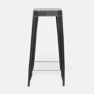 Дизайн на бар стол на Jamy от Made Products