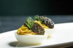Regiis Ovari Caviar & Champagne Lounge на Thomas Keller в снимки на Yountville, преглед
