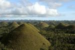 Шоколадовите хълмове във Филипините е следващата ви дестинация за пътуване