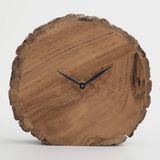 Стоящ часовник от селски дървен парче