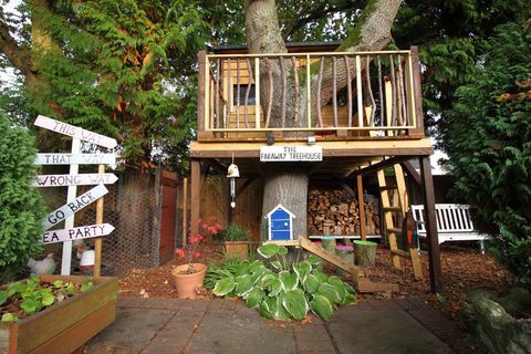 The Faraway Treehouse печели Великобритания в конкурса за най-добри дървета