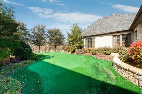 4649 St Laurent Ct - Selena Gomez - golf - Christie's International Real Estate