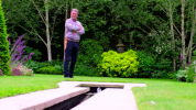 Виртуална обиколка на градината на Алън Тичмарш в дома му в Хемпшир