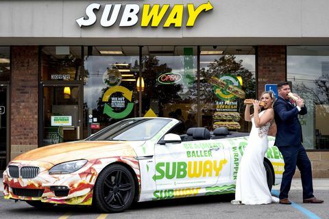 сватба в метрото