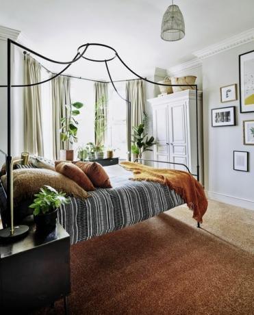 есенна спалня, килим от сиена усукване в ﻿маракешската равнина﻿, от къщата красива колекция в carpetright