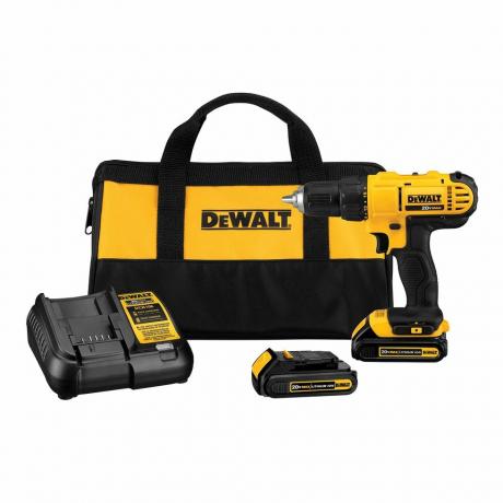 Акумулаторна бормашина DEWALT 20V Max 