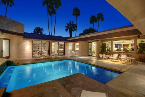 Калифорнийският дом на Джей Харт е продаден