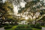 Донифан Мур проектира дом във Флорида, за да повтори вкуса на майка си