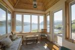 Идиличен дом за продажба в шотландските планини с изглед към Лох - Имоти за продажба в Шотландия