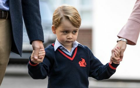 Принц Джордж първи ден в училище снимка