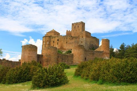 Замъкът на Лоаре - провинция Уеска - Испания. 