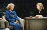 Гледайте Бети Уайт и Джоан Ривърс в „The Tonight Show“ през 1983 г