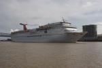 Фантастичният круизен кораб на Carnival почиства своя акт след неуспешна проверка