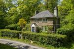 Девонширско имение, което вдъхнови „Хрътката на Баскервилите“ за продажба