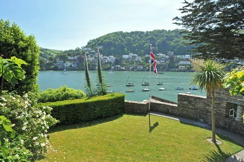 The Boathouse - Kingswear - Devon - отвън - Savills