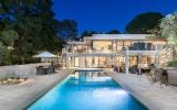 Луксозният дом на Джейн Фонда Бевърли Хилс се продава за 10,5 милиона паунда