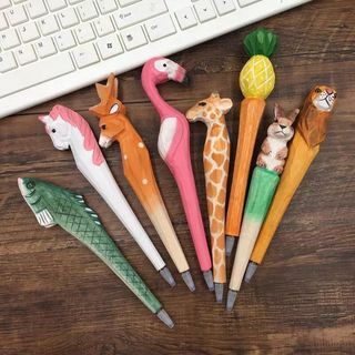 Химикалки с различни животни
