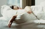 Съвети за сън – защо лежането през уикенда е полезно за вашето здраве