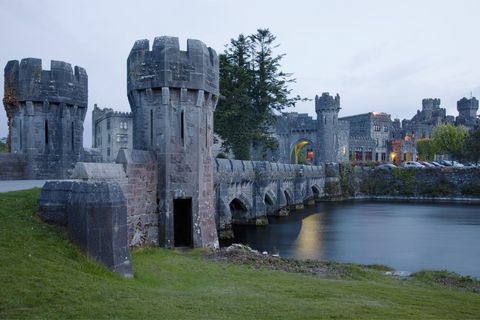 Замъкът Ашфорд - мост - Ирландия