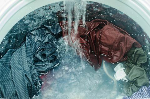 Whirlpool припомня над 500 000 перални машини поради опасност от пожарна безопасност