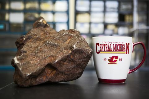 Метеорит в университета в Централен Мичиган