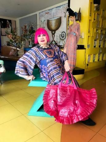 чанта karismatisk, вдъхновена от frakta, от новата колекция на ikea със zandra rhodes